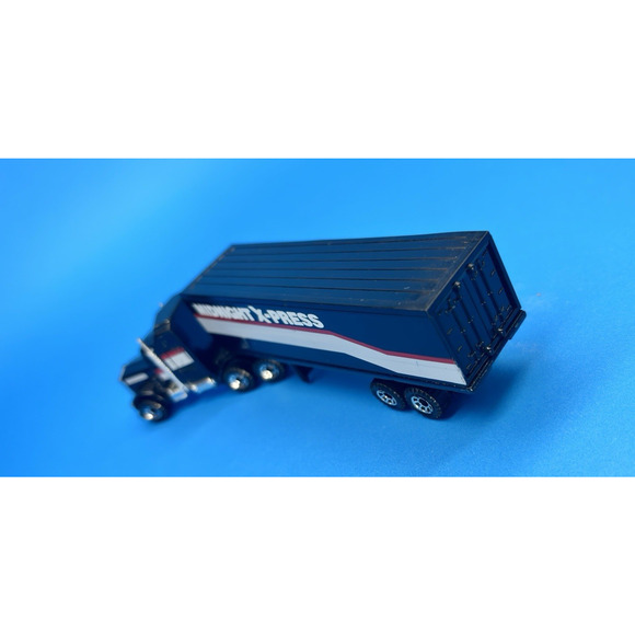 MIDNIGHT-X-PRESS Matchbox MACK Kenworth Semi-Tractor Truck Trailer 1981 - Picture 10 of 11